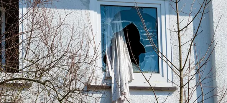 Storm Window Installation Contractors in Fredricton, ON
