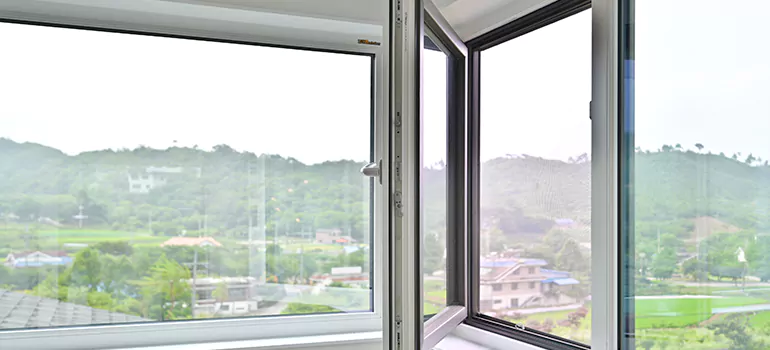Large Triple Pane Windows in Fredricton, ON