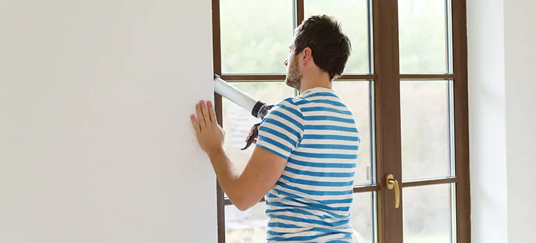 Outdoor Waterproof Caulk in Fredricton, ON