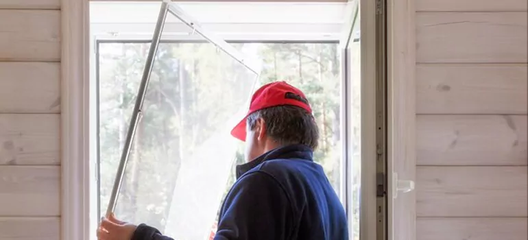 Expandable Window Screen Installation in Fredricton, ON